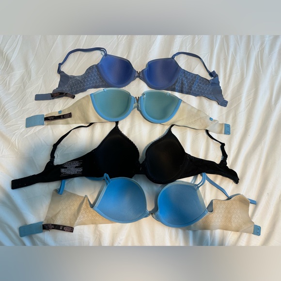 Set of Four Victoria’s Secret Bras size 34B - Picture 2 of 2